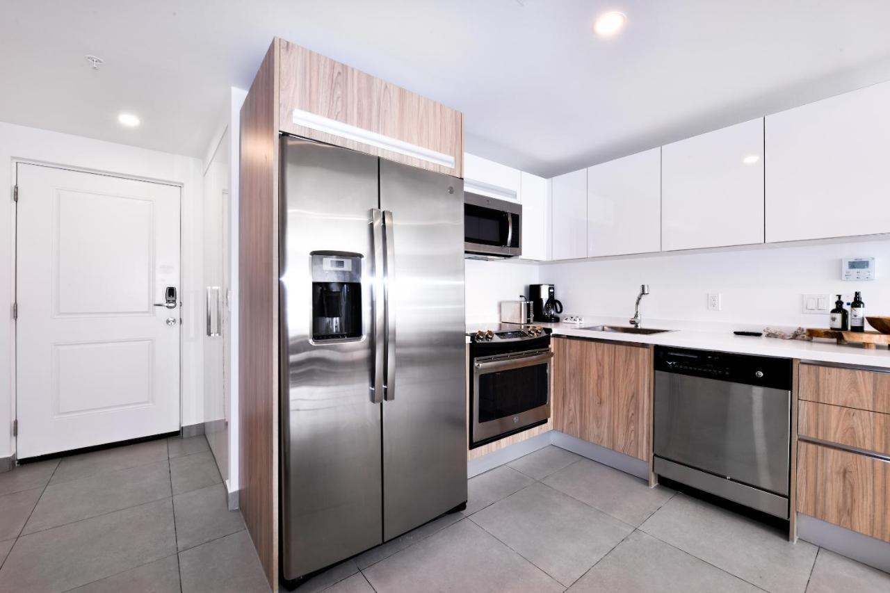 Stylish Luxury Condo, Central Location, Ocean View, Pool, Gym Oranjestad Extérieur photo