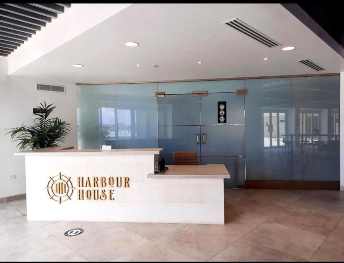 Stylish Luxury Condo, Central Location, Ocean View, Pool, Gym Oranjestad Extérieur photo