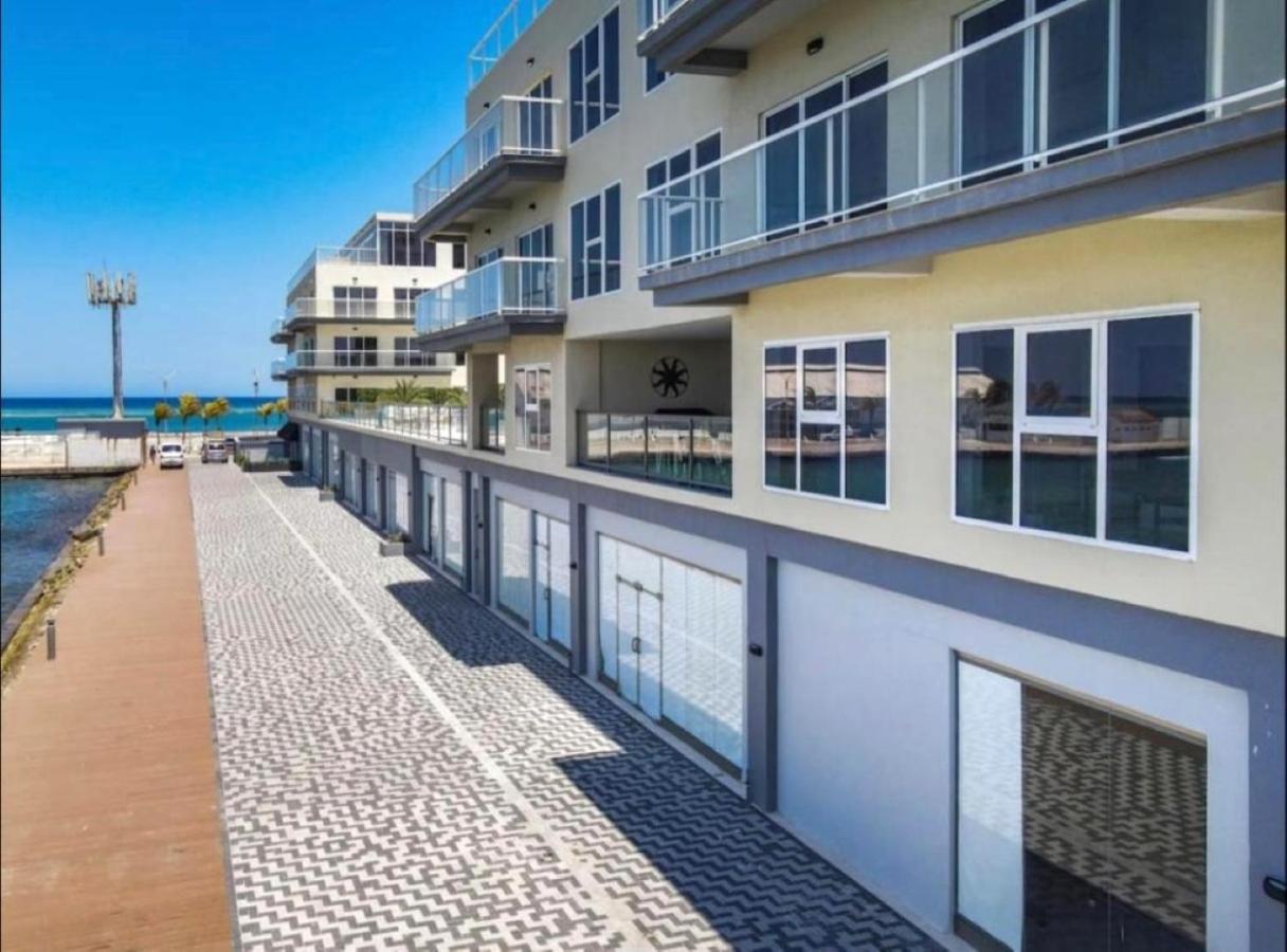 Stylish Luxury Condo, Central Location, Ocean View, Pool, Gym Oranjestad Extérieur photo